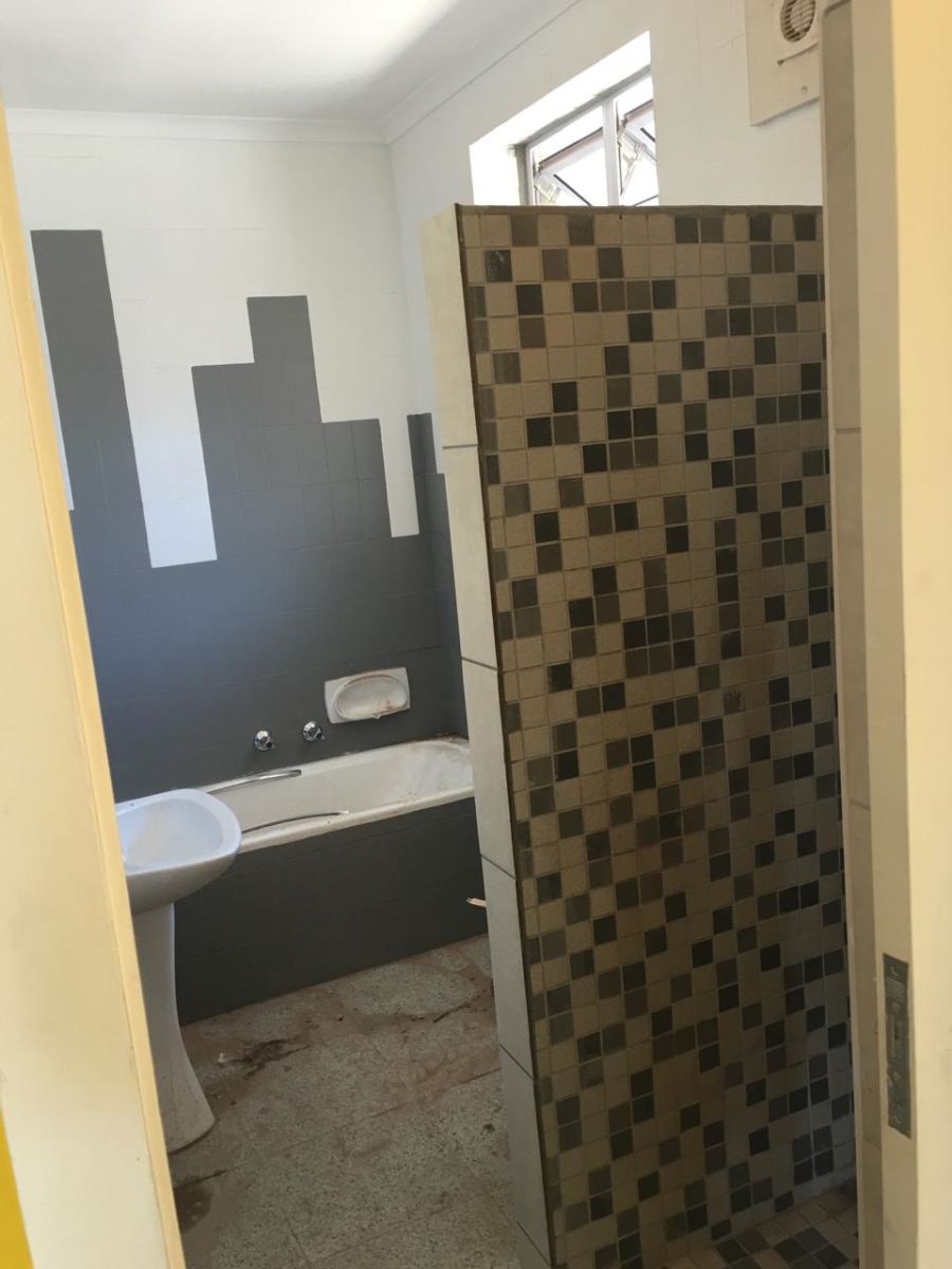 3 Bedroom Property for Sale in Zonnebloem Western Cape